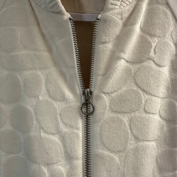 ALEXIS Perkins‎ Women's White Velour Oversized Embossed Bomber Jacket Size XS - Picture 7 of 8